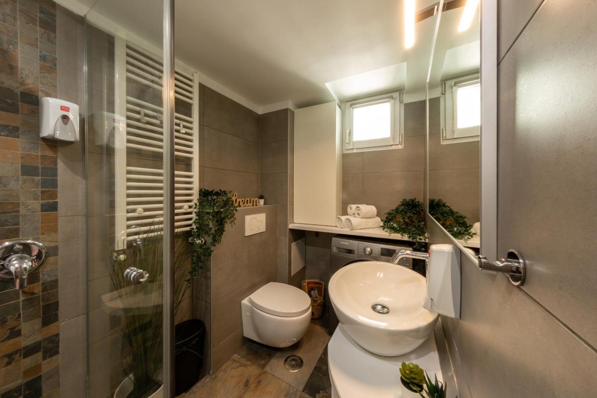 Modern 1Br Apt In The Old Town: The Perfect Choice Bukareszt Zewnętrze zdjęcie